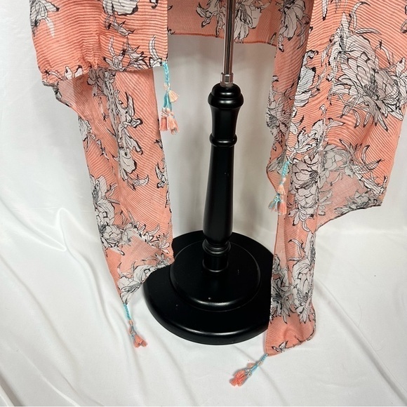 STEVE Madden Hibiscus Peach Scarf - Picture 3 of 4